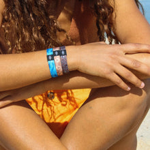 Load image into Gallery viewer, Best hair tie for guys, hair tie for women too, Mexican blanket style