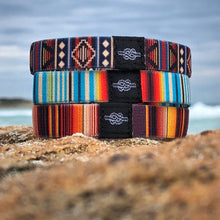 Load image into Gallery viewer, Best hair tie for guys, hair tie for women too, Mexican blanket style
